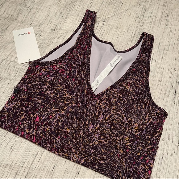 Lululemon Power Pivot Tank *Everlux - Picture 5 of 6